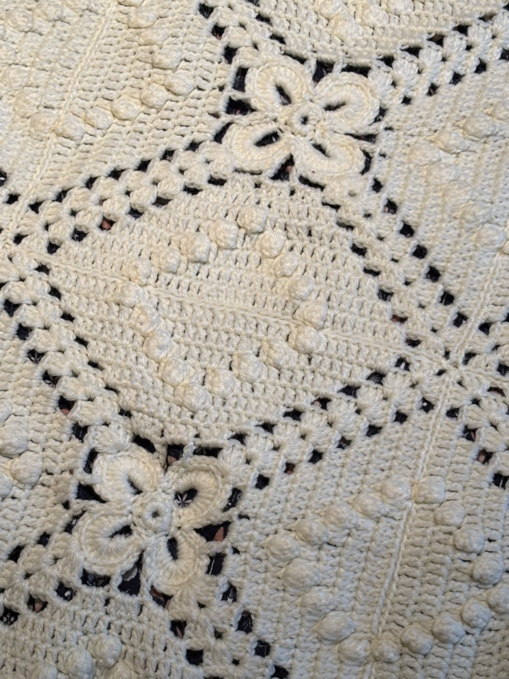 Handmade Crocheted Floral Lace Coverlet/Blanket - Cream